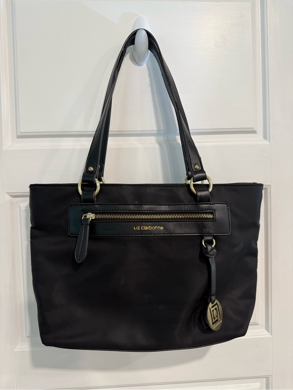 Liz Claiborne Black Nylon Tote Bag Gold Hardware Shoulder Purse